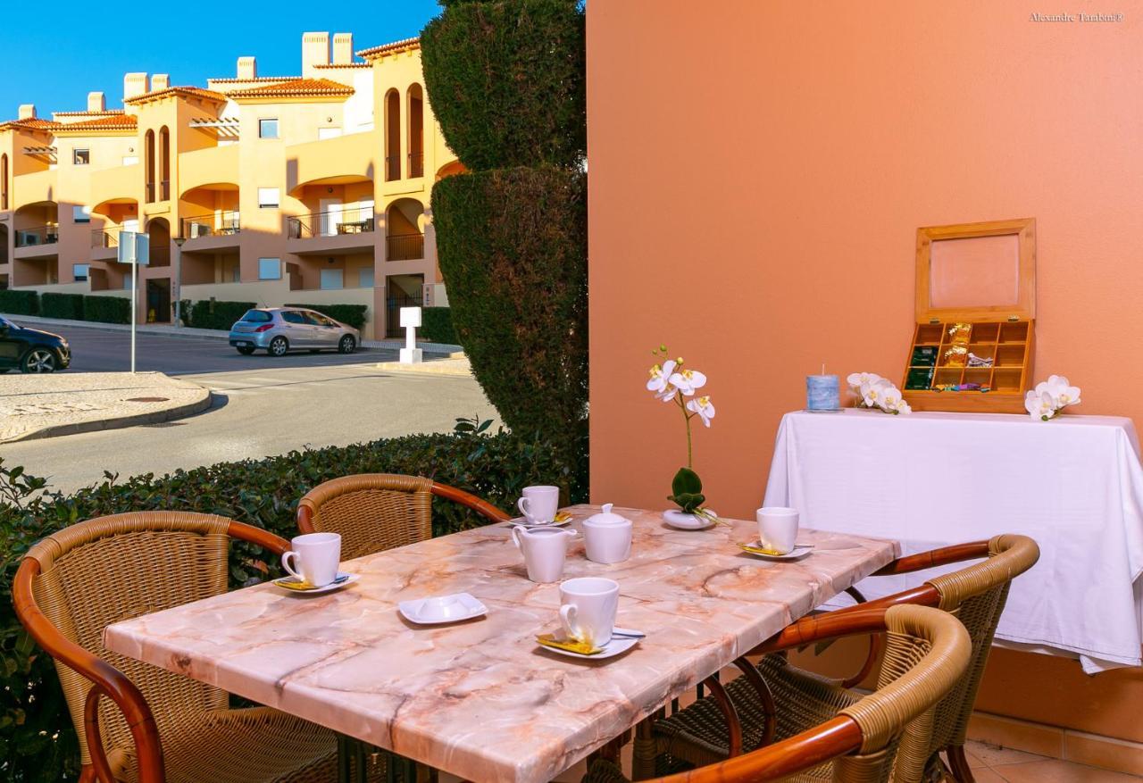 Luzbay Pool Apartments Dış mekan fotoğraf